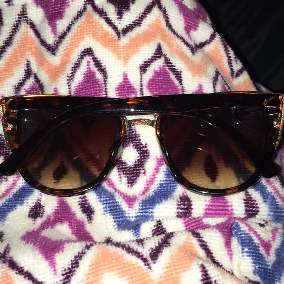 Sunglasses - Picture 2 of 2